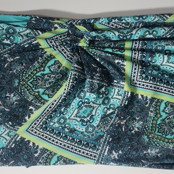 Dress - Picture 3 of 8